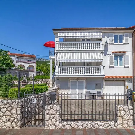 Apartman 1 Bedroom Cozy In