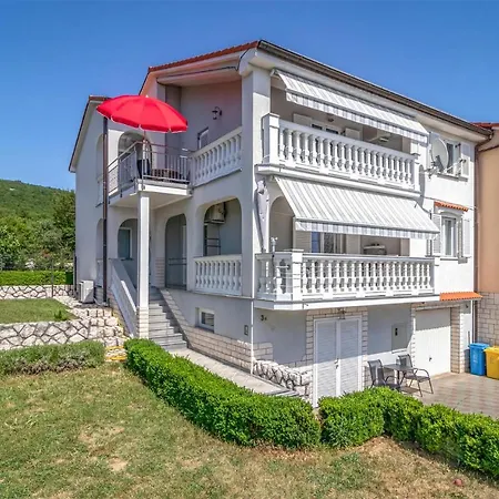 Apartman 1 Bedroom Cozy In Jadranovo