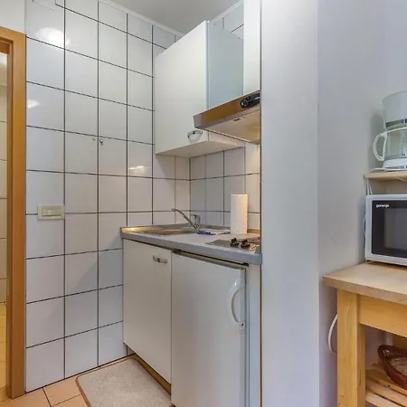 1 Bedroom Cozy In * Jadranovo